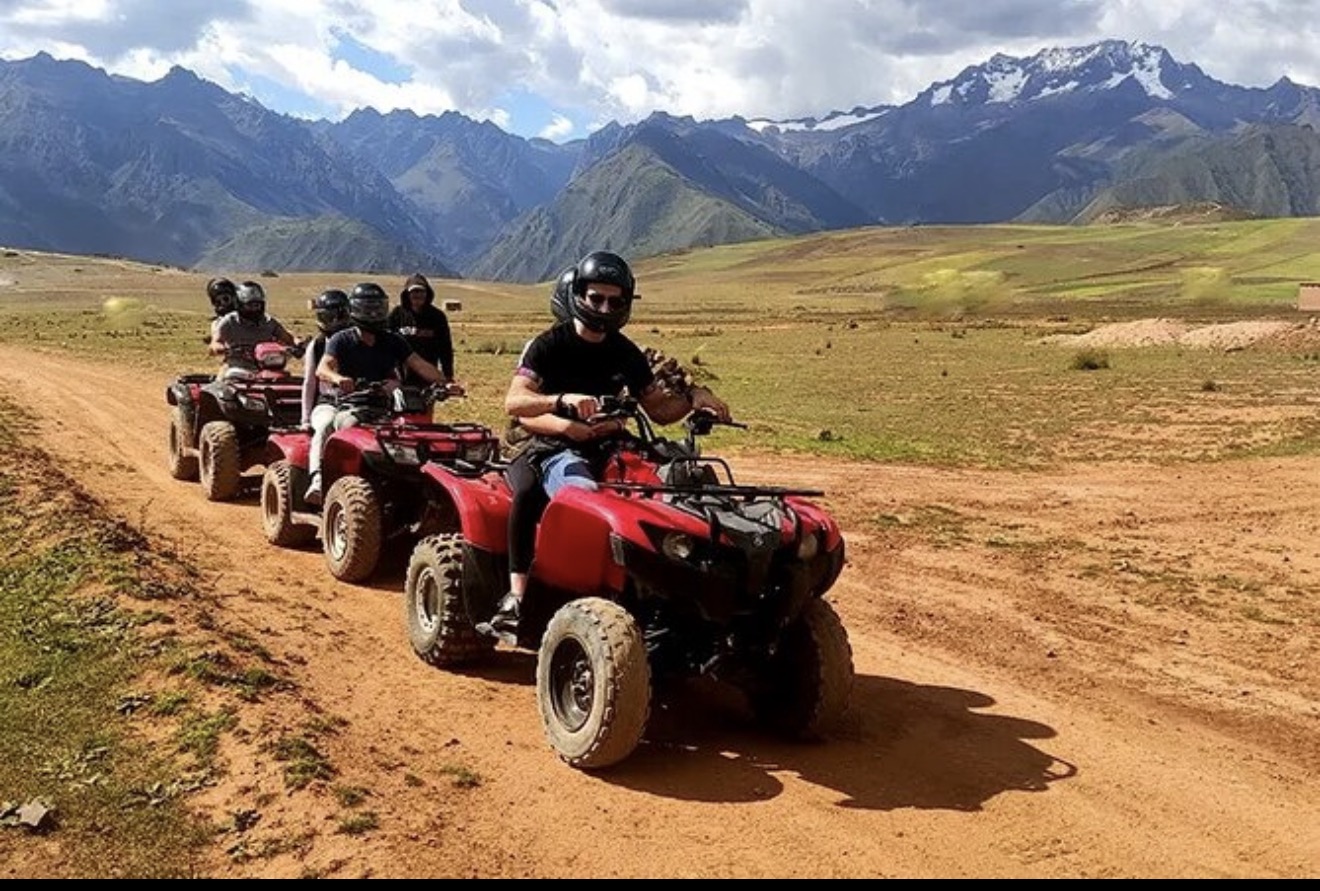 Familia disfrutando en el hotel